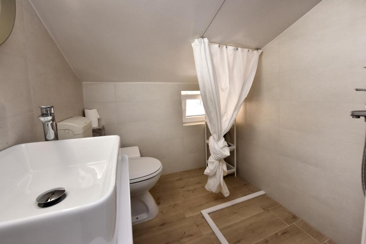 Apartmani Kovac Funtana Exteriér fotografie