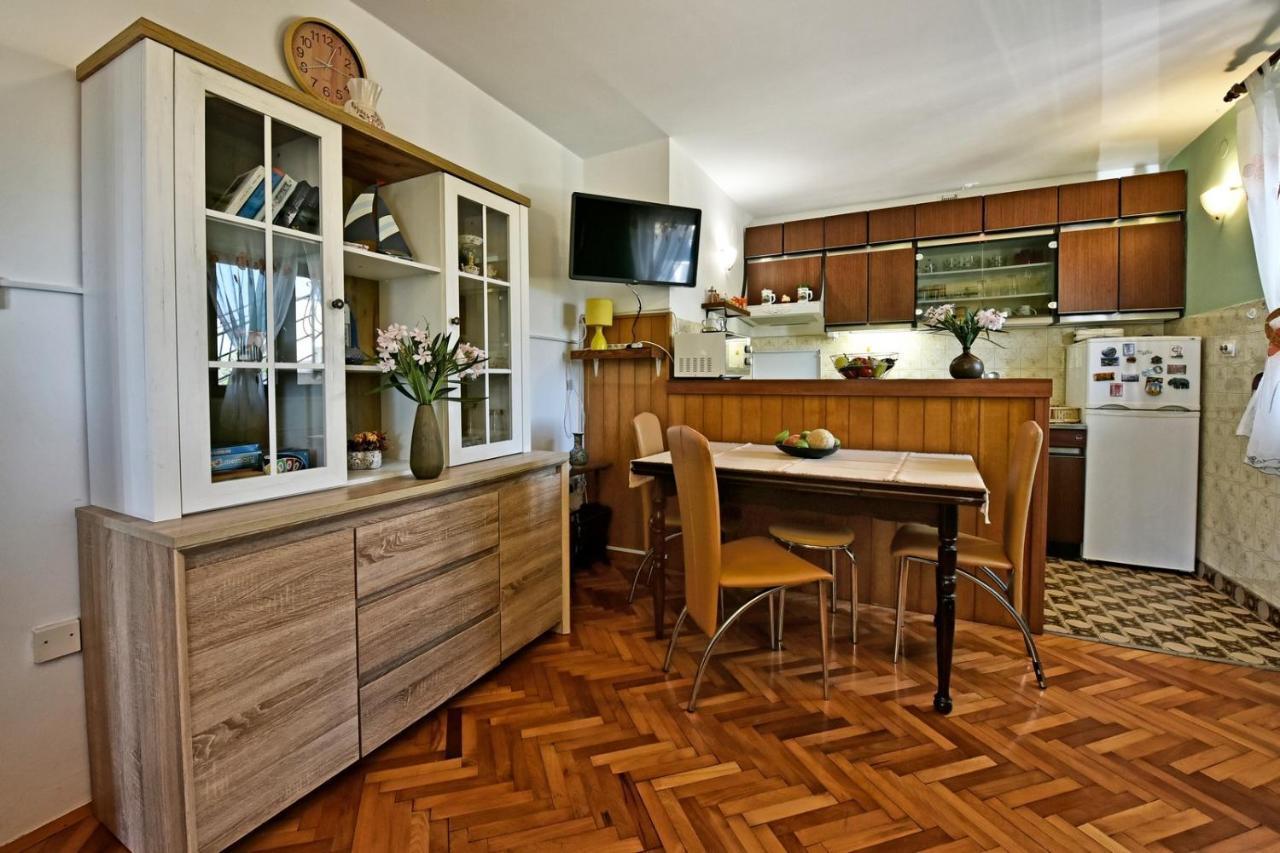 Apartmani Kovac Funtana Exteriér fotografie