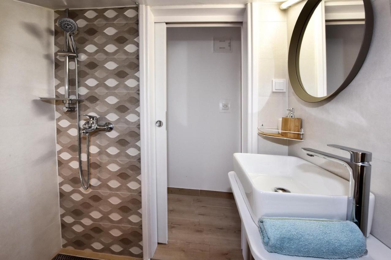 Apartmani Kovac Funtana Exteriér fotografie